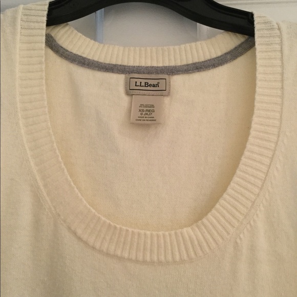 L.L. Bean Sweater Vest - Picture 3 of 3